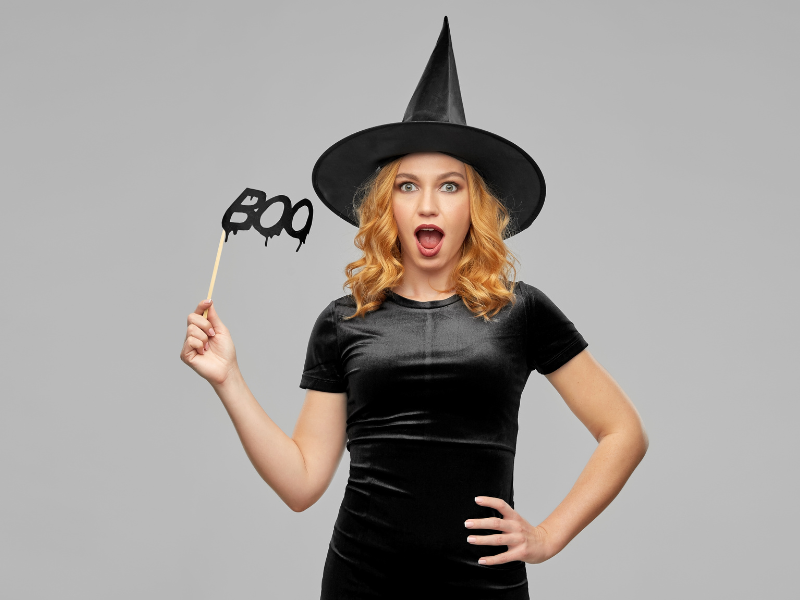 allow employees to dress up for halloween - with costume